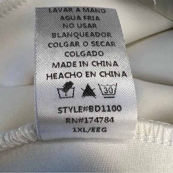 Fashion Nova Cream V-Neck Sleeveless Long Gown Cocktail Dress Women's‎ Size 1XL - Picture 15 of 16